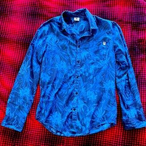 DC mens M dress shirt, long sleeve, blue floral